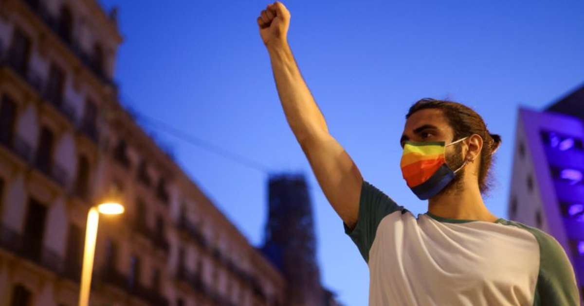 Assassinato De Gay Nascido No Brasil Provoca Medo Em Comunidade LGBT Da Espanha