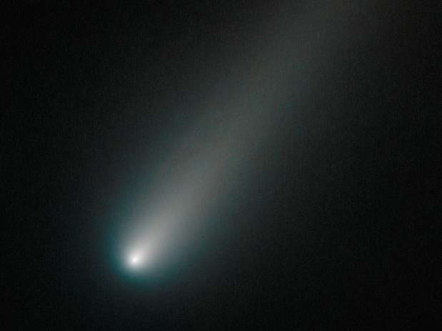 O cometa Ison poderá brilhar tão intensamente quanto a Lua Cheia quando passar no ponto mais próximo ao Sol de sua trajetória Foto: NASA, ESA, Hubble Heritage Team / Divulgação