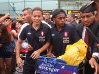 Benavente y Reyna, seleccionados peruanos recibieron el aliento del hincha tras su regreso del Sudamericano Sub 20 Foto: Terra Peru