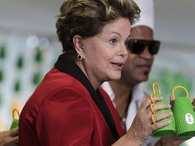 La caxirola sustituye a la vuvuzela que sonó durante Sudáfrica 2010 Foto: REUTERS