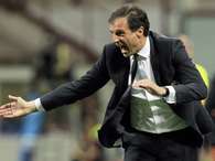 Massimiliano Allegri seguirá como estratega 'rossonero'. Foto: ALESSANDRO GAROFALO / REUTERS