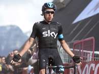 Rigoberto Ur&aacute;n termin&oacute; en el puesto 11 durante la etapa 16 del Giro. Mantiene su tercera posici&oacute;n en la general Foto: AP