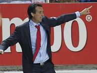 Unai Emery, durante el&nbsp;Sevilla - Real Sociedad, jornada 36 de la Liga BBVA 2012/13Foto: EFE en español