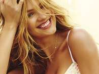 Candice Swanepoel muestra su lado más sensual en Instagram Foto: Instagram Oficial