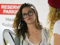Kristen Stewart se enoja con los paparazzi Foto: The Grosby Group