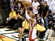 Heat revive ante Spurs y obliga un juego 7 en Finales NBA. Foto: Getty Images