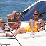 Fotos: Cristiano Ronaldo se relaja al sol de Miami sin Irina. Foto: Gtres