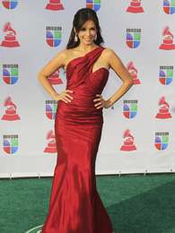 La actriz Giselle Blondet posa en la alfombra verde del Latin Grammy 2012, en el Mandalay Bay Events Center de Las Vegas, Nevada. Foto: STEVE MARCUS / REUTERS
