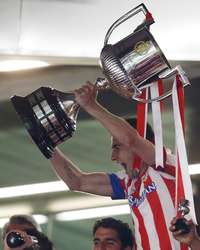 Gabi, con la Copa. Foto: 