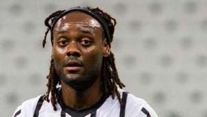 Maior finalizador do Timão, Love vira 'Vagner Smile' a pedido de Tite