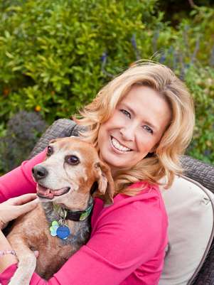 Dona de cão estava tratando tumor maligno do animal de estimação, quando descobriu que estava com câncer de mama Foto: Divulgação