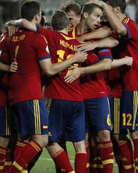 España sub21 celebra un gol. Foto: AFP