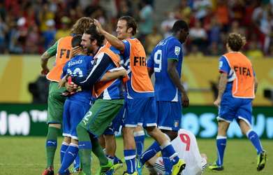Los italianos celebran su clasificación. Foto: Reuters en español