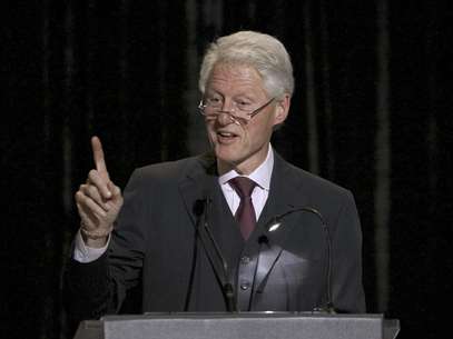 El expresidente Bill Clinton fue una de las primeras víctimas de la inmediatez de la red, cuando su escándalo con Monica Lewinsky le dio la vuelta al mundo. Hoy en día es uno de los políticos más prestigiosos y respetados de la política mundial. Foto: Charles Rex Arbogast / AP
