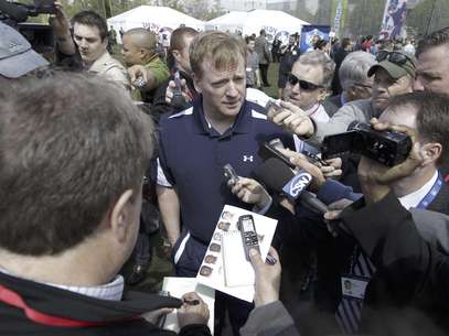 El comisionado de la NFL Roger Goodell da las razones que podrían suspender el Pro Bowl. Foto: Mary Altaffer / AP