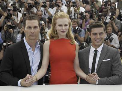 De izquierda a derecha, los actores Matthew McConaughey, Nicole Kidman y Zac Efron en una sesión de fotos de la película “The Paperboy” en el 65to Festival de Cine de Cannes, en Francia, el jueves 24 de mayo de 2012.  Foto: Francois Mori / AP