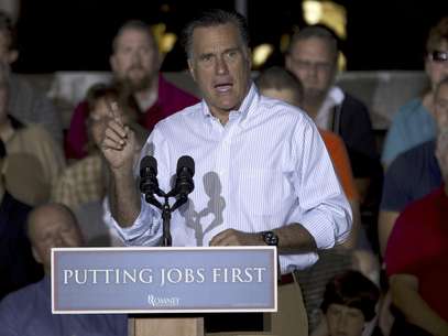 El candidato presidencial republicano Mitt Romney en un mitin en Weatherly Casting Company, en Weatherly, Pensilvania, el 16 de junio del 2012.  Foto: Evan Vucci / AP