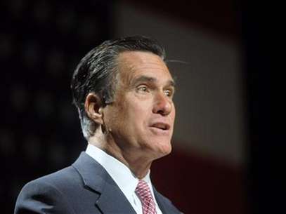 Republican presidential candidate Mitt Romney addresses the National Association of Latino Elected and Appointed Officials Annual Conference at the Walt Disney World Resort in Lake Buena Vista, Florida, June 21, 2012. Foto: David Manning / Reuters In English