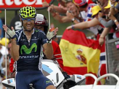 Movistar Team rider Alejandro Valverde of Spain celebrates winning the 17th stage of the 99th Tour de France cycling race between Bagneres-de-Luchon and Peyragudes, July 19, 2012.             REUTERS/Stephane Mahe (FRANCE - Tags: SPORT CYCLING) Foto: STEPHANE MAHE / REUTERS