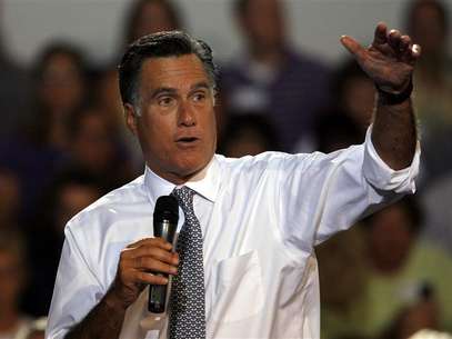 U.S. Republican presidential candidate Mitt Romney speaks at a Victory town hall in Bowling Green, Ohio, July 18, 2012. Foto: Matt Sullivan / Reuters In English