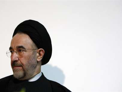 Former Iranian President Mohammad Khatami waits to make a keynote speech to an audience at a university in Melbourne March 26, 2009. Foto: Mick Tsikas / Reuters In English