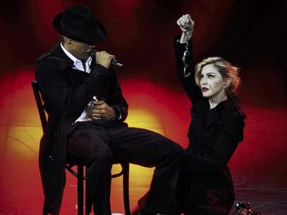 Madonna durante su concierto MDNA en el Olympia Hall de París Foto: Guy Oseary / AP