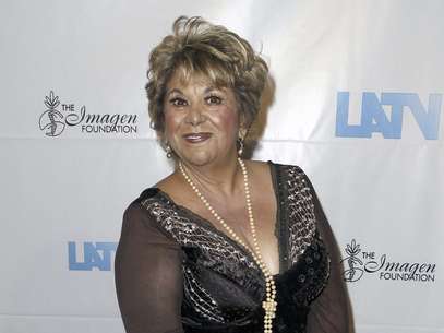 Lupe Ontiveros llega el 21 de agosto del 2008 a la entrega de los premios Imagen en Beverly Hills, California. Ontiveros, la popular actriz tejana mejor conocida por su interpretación de Yolanda Saldívar en "Selena", murió el jueves 26 de julio del 2012 a causa de un cáncer en el Presbyterian Hospital de la ciudad de Whittier, California. Tenía 69 años.  Foto: Gus Ruelas, Archivo / AP