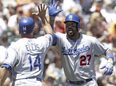 Matt Kemp and the Dodgers had an easy day with the giants.  Foto: George Nikitin / AP