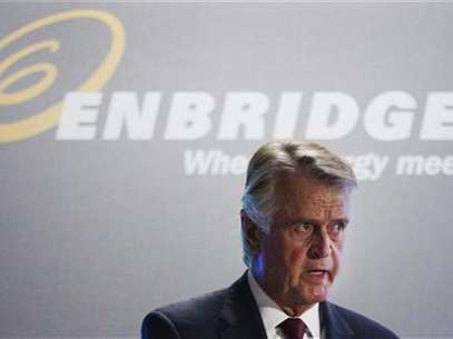 Enbridge Inc. CEO Patrick Daniel speaks during their annual general meeting for shareholders in Toronto, May 9, 2012. Foto: Mark Blinch / Reuters In English