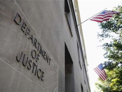 The exterior of the Department of Justice headquarters building in Washington, July 14, 2009. Foto: Jonathan Ernst / Reuters In English