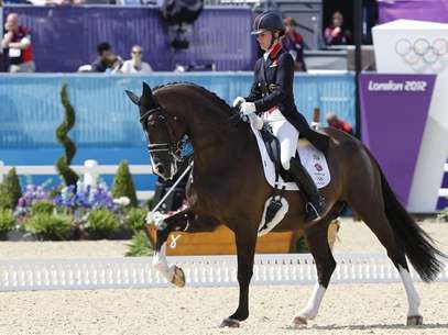 Britain's Charlotte Dujardin rides Valegro during the equestrian individual dressage Grand Prix Day 2 in Greenwich Park at the London 2012 Olympic Games August 3, 2012. Foto: Mike Hutchings / Reuters In English