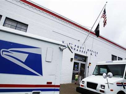 The entrance of a United States Post Office is seen in Manhasset, New York August 1, 2012. Foto: Shannon Stapleton / Reuters In English