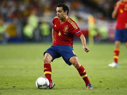 El centrocampista Xavi durante la final de la Eurocopa frente a Italia en Kiev, jul 1 2012. Xavi ha quedado fuera de la convocatoria de la selección española de fútbol para el amistoso frente a Puerto Rico para que pueda tener tiempo para prepararse para la Liga, dijo el viernes el técnico Vicente del Bosque. Foto: Tony Gentile / Reuters en español