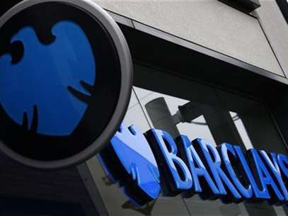 A logo of Barclays bank is seen outside a branch in Altrincham, northern England April 26, 2012. Foto: Phil Noble / Reuters In English