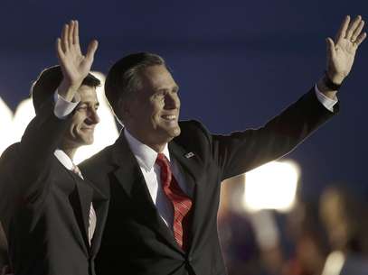 El discurso de Mitt Romney en el cierre de la Convención Nacional Republicana no fue tan popular. Foto: Charlie Neibergall / AP