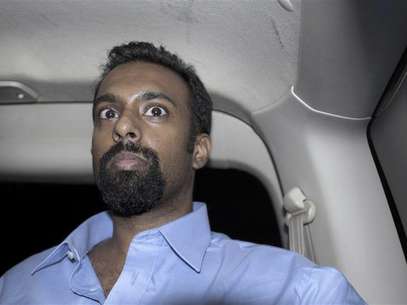 U.S. citizen Jason Puracal sits in a car after his release from prison at Tipitapa town in Managua September 13, 2012. Foto: Oswaldo Rivas / Reuters In English