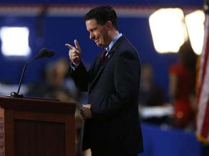 Wisconsin Governor Scott Walker addresses the second session of the Republican National Convention in Tampa, Florida August 28, 2012. Foto: Jason Reed / Reuters In English