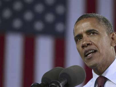 U.S. President Barack Obama speaks at a campaign rally at the Henry Maier Festival in Milwaukee, Wisconsin September 22, 2012. Foto: Kevin Lamarque / Reuters In English