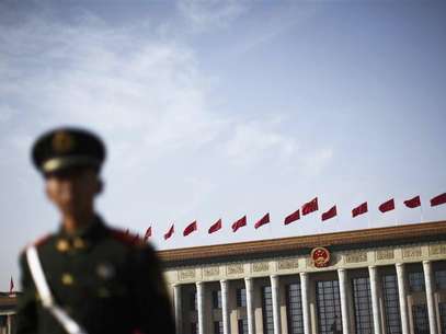 The Great Hall of the People, the venue of the 18th National Congress of the Communist Party of China, is pictured in Beijing, November 9, 2012. Foto: Petar Kujundzic / Reuters