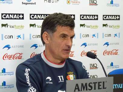 José Luis Mendilibar hoy en la sala de prensa de Tajonar. Foto: Patxi Cervantes.