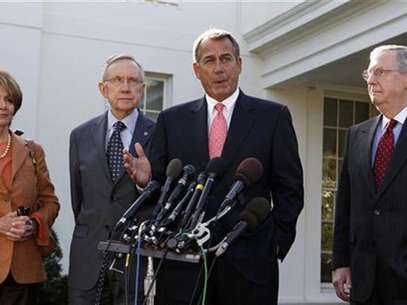 Speaker of the House John Boehner speaks to the press after a bipartisan meeting with U.S. President Barack Obama to discuss the economy in the Roosevelt Room of the White House November 16, 2012. Foto: Larry Downing / Reuters