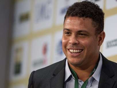 Ronaldo Nazario on Ronaldo Nazario Le Dar  A El Bal  N De Oro A Messi Foto  Getty Images