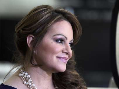 Terra transmite en vivo el funeral de Jenni Rivera Foto: Reed Saxon / AP