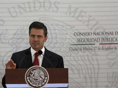 Mexico's President Enrique Pena Nieto delivers a speech during the II Extraodinary Session of the National Council of Public Security in Mexico City December 17, 2012. Foto: Tomas Bravo / Reuters