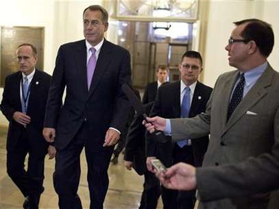 U.S. Speaker of the House of Representatives John Boehner (R-OH) walks to his office in the U.S. Capitol after meeting with U.S. President Barack Obama at the White House in Washington December 17, 2012. Foto: Joshua Roberts / Reuters