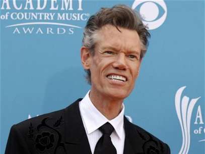 Singer Randy Travis arrives at the 45th annual Academy of Country Music Awards in Las Vegas, Nevada April 18, 2010. Foto: Steve Marcus / Reuters