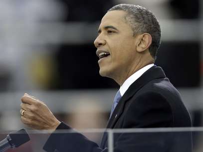 En esta foto del 21 de enero de 2013, el presidente Barack Obama pronuncia el discurso del comienzo de su segundo mandato en Washington. El viernes 25, trascendió que Obama y el Senado, en esfuerzos separados, comenzarán a trabajar la semana próxima en busca de una reforma de inmigración   Foto: J. Scott Applewhite / AP