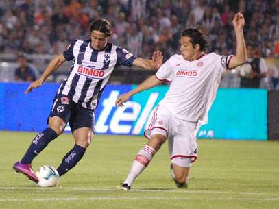 Aldo de Nigris dijo que los aficionados de Rayados est&aacute;n en su derecho de abuchear al equipo, tras los malos resultados. Foto: Carlos Tamayo / Terra