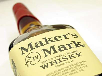 A bottle of Maker's Mark whiskey is pictured in New York May 9, 2012. Foto: Keith Bedford / Reuters