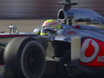 El piloto mexicano, hoy en McLaren, cont&oacute; sobre el particular pedido de los italianos cuando corr&iacute;a para Sauber. Foto: Manu Fernandez / AP
